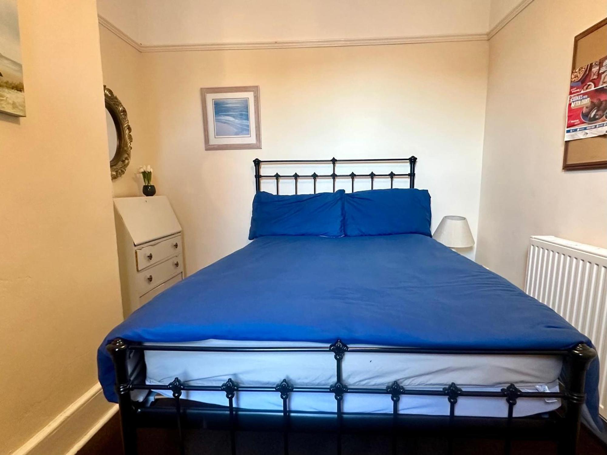 4 Bed Homely Retreat - Wolverhampton Exterior foto